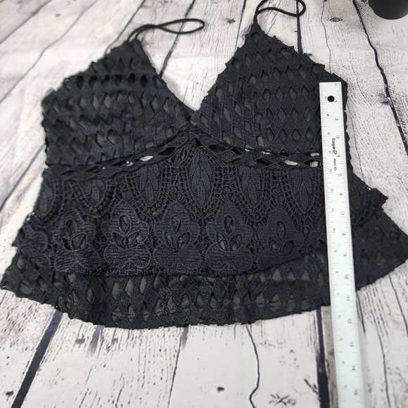 BLACK CROCHET BRALETTE RUFFLE TANK TOP - Picture 7 of 7
